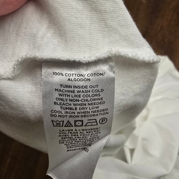 Women's LOFT City of Love Eiffel Tower Cropped Tee | Size Medium - Picture 7 of 7